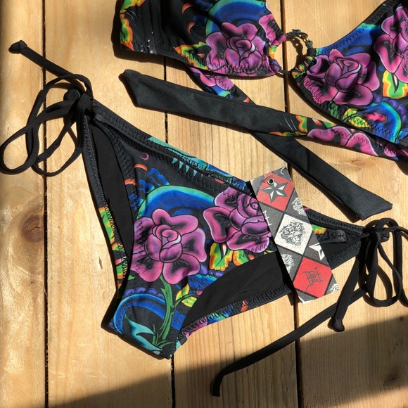 Vintage Ed Hardy Bikini - Picture 3 of 6